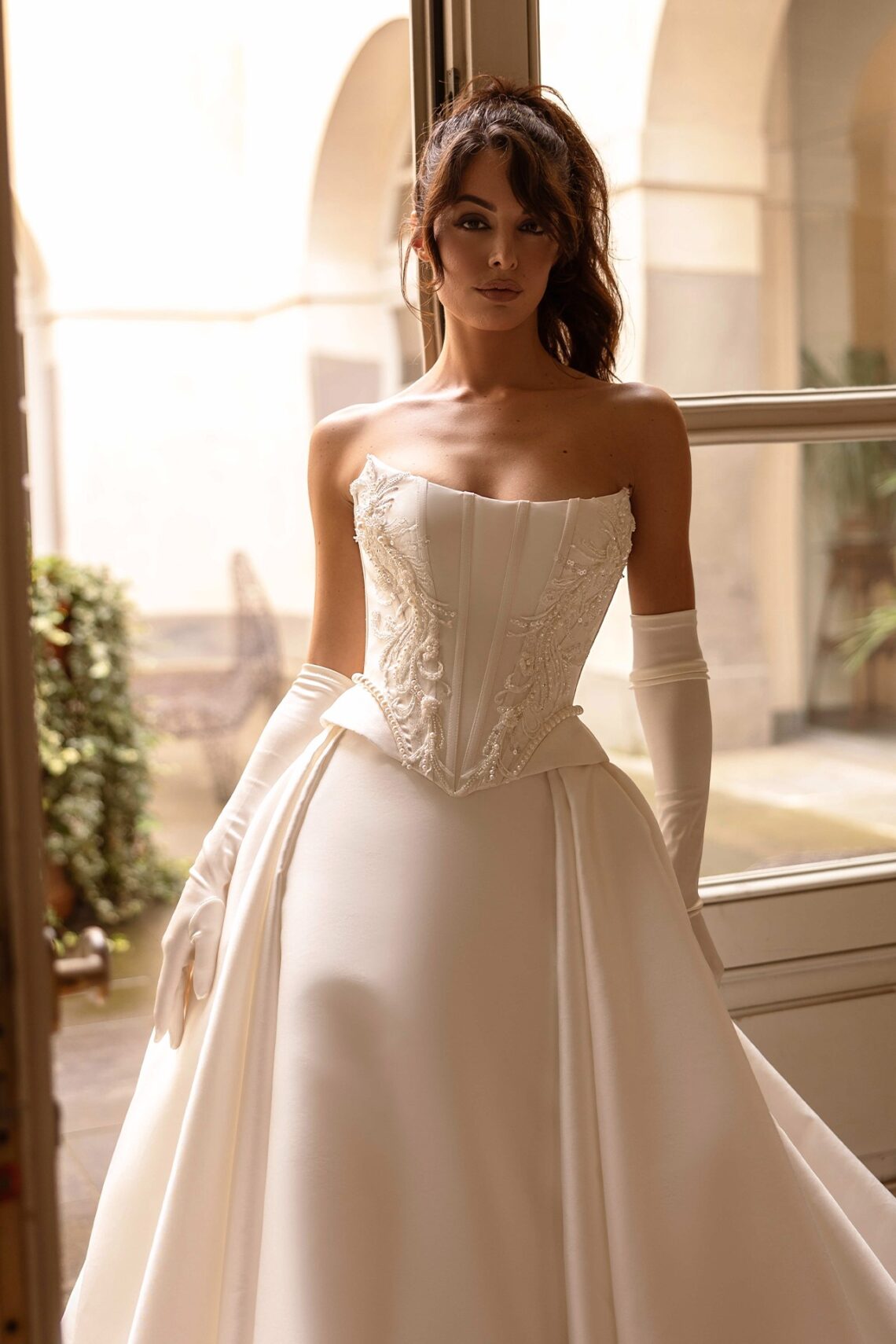 Brautkleid Catherine von Dominiss kaufen im Weddingworld 2