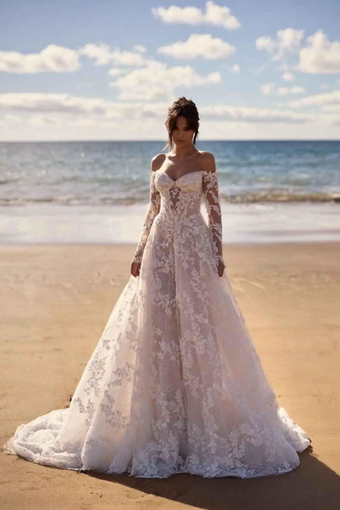 Brautkleid Charm von Milla Nova kaufen bei Weddingworld 1