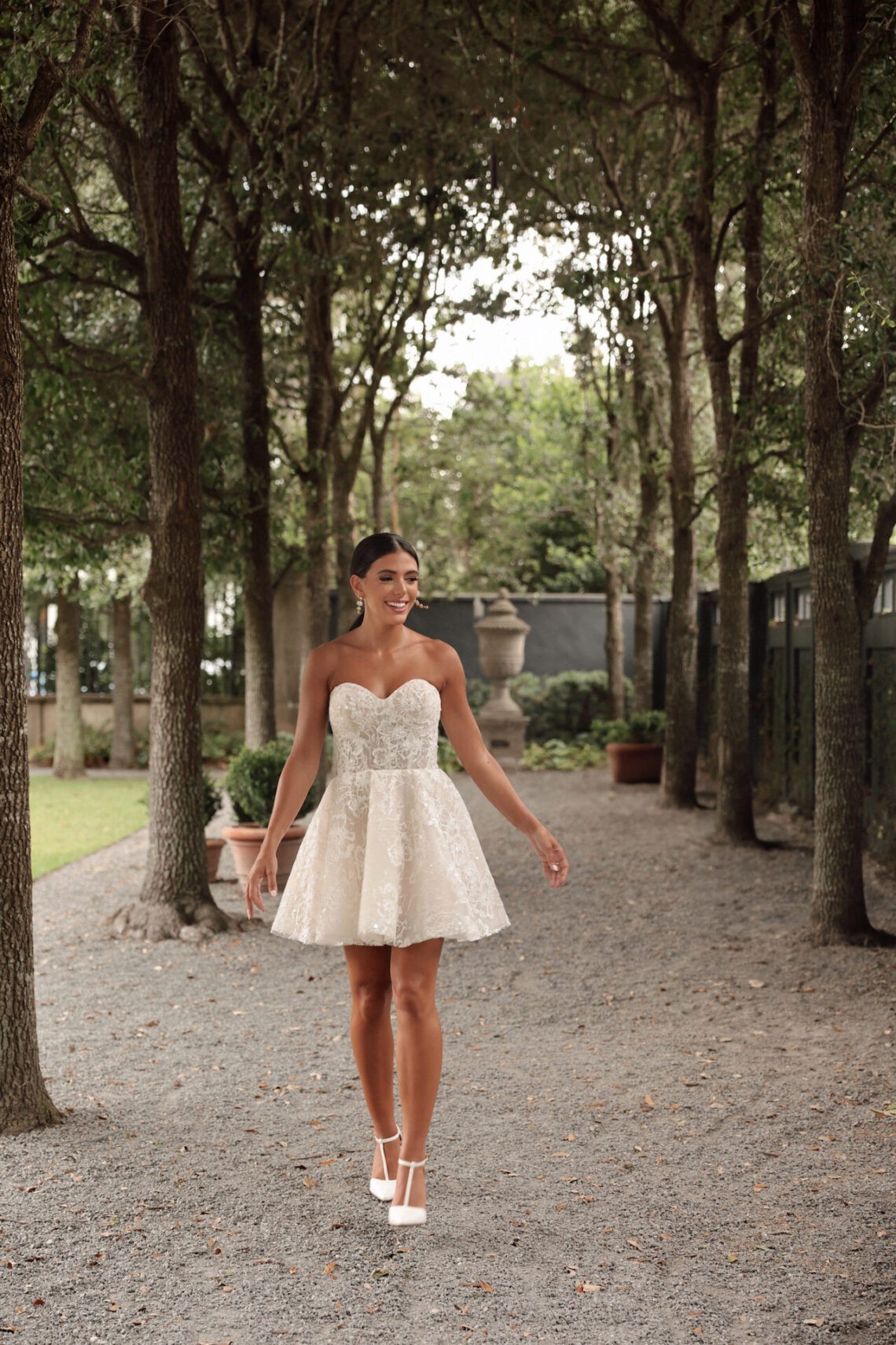 Brautkleid D4133 von Essense of Australia kaufen im Weddingworld 3