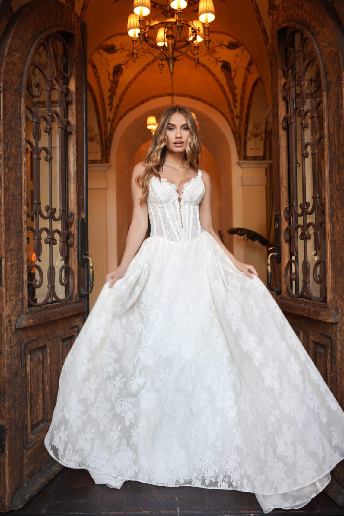 Brautkleid D4315 von Essense of Australia kaufen im Weddingworld 1