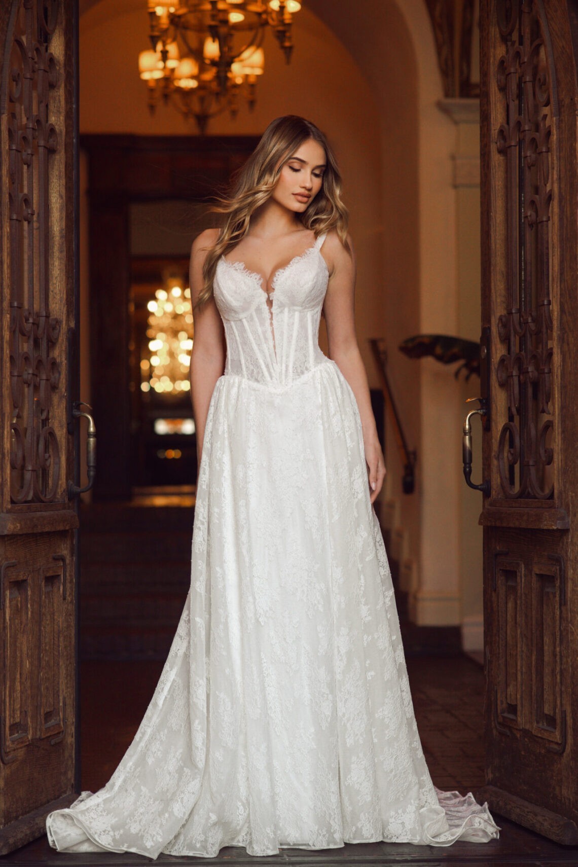 Brautkleid D4315 von Essense of Australia kaufen im Weddingworld 2