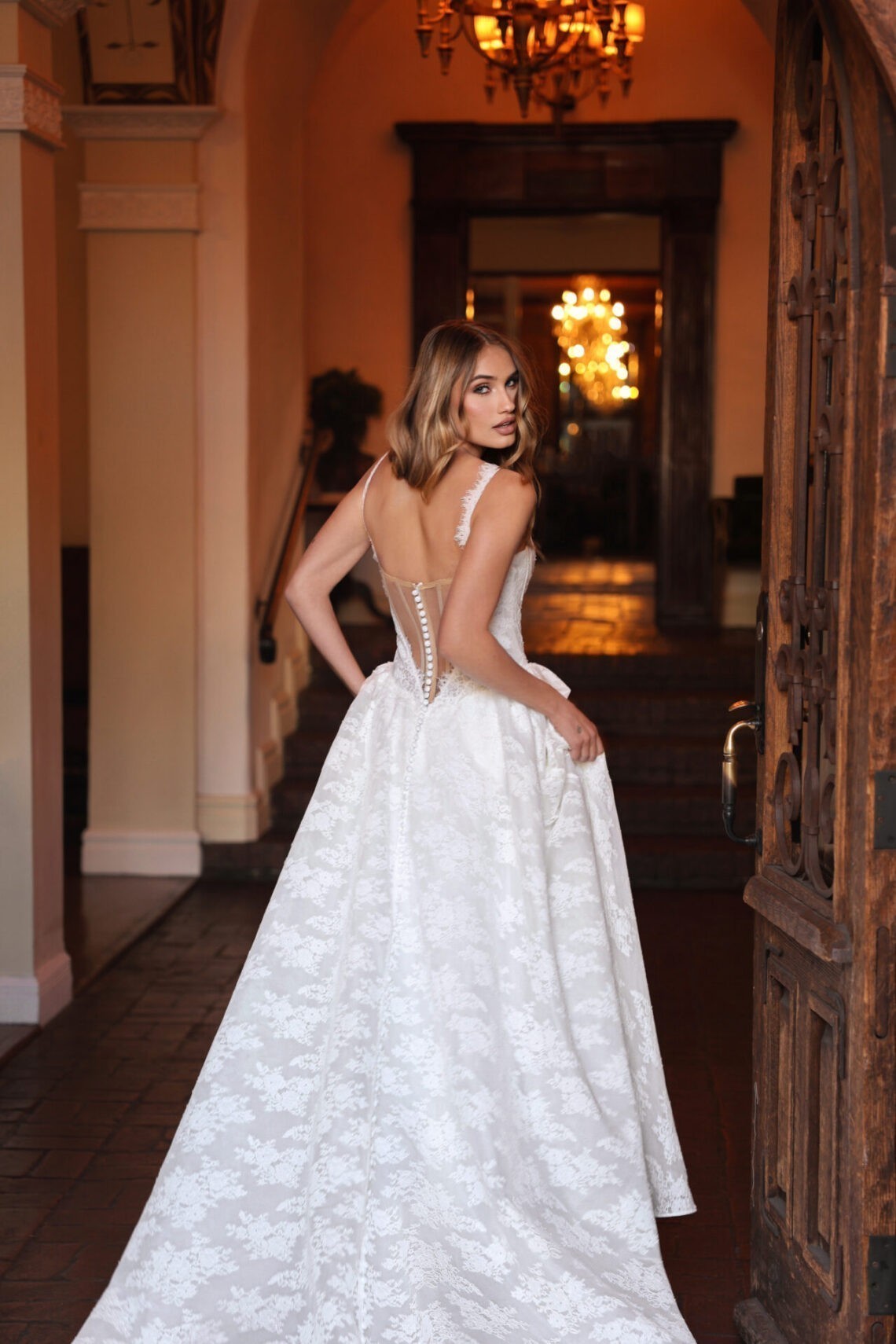 Brautkleid D4315 von Essense of Australia kaufen im Weddingworld 3
