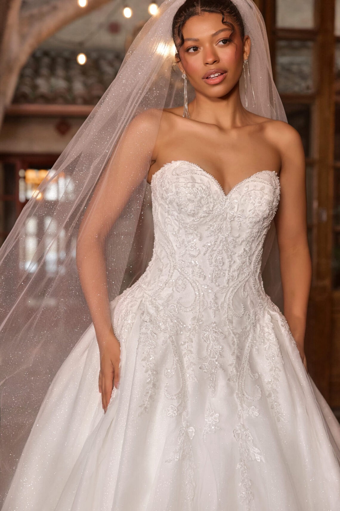 Brautkleid D4331 von Essense of Australia kaufen im Weddingworld 4