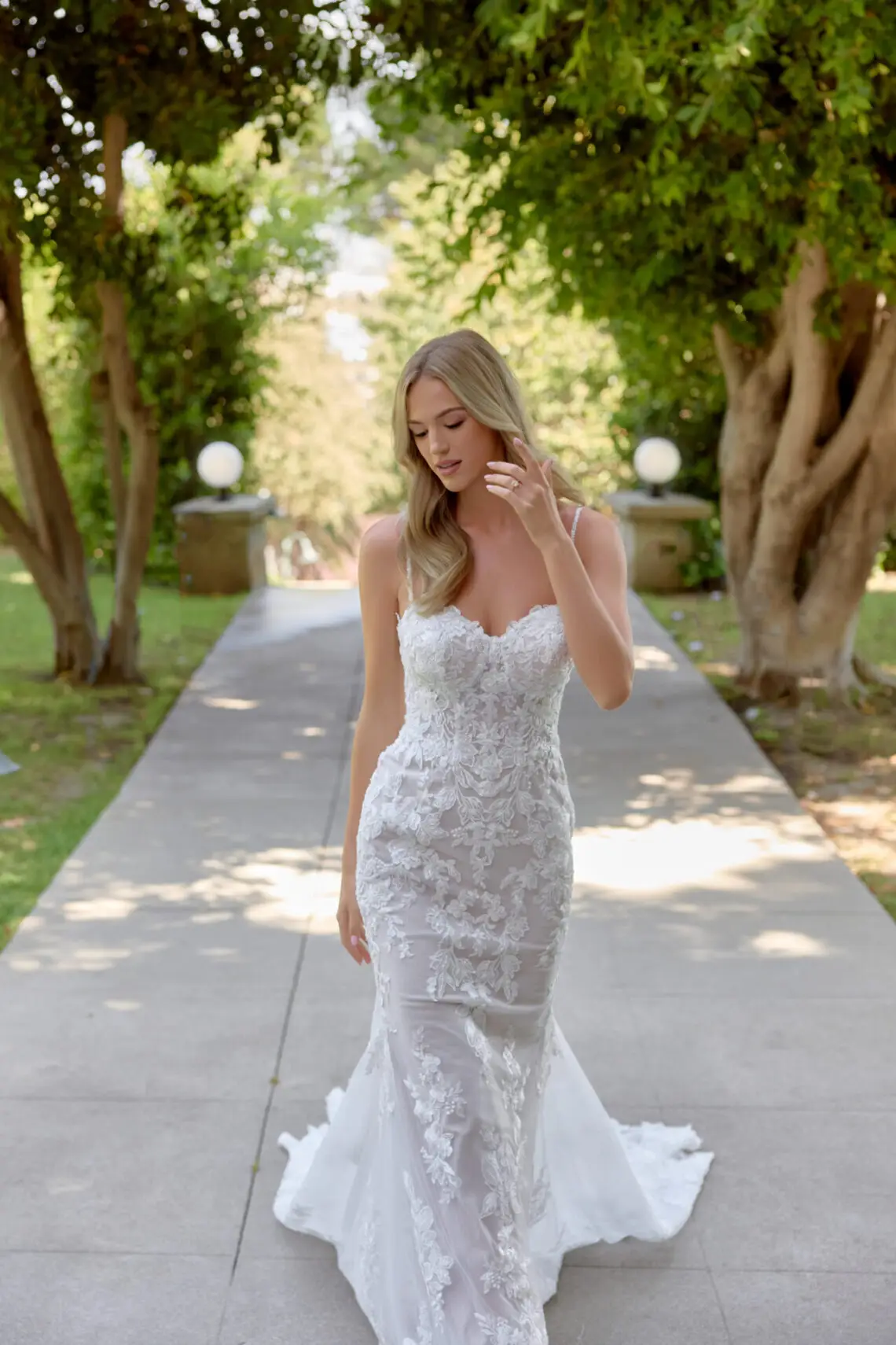 Brautkleid D4344 von Essense of Australia kaufen bei Weddingworld 4