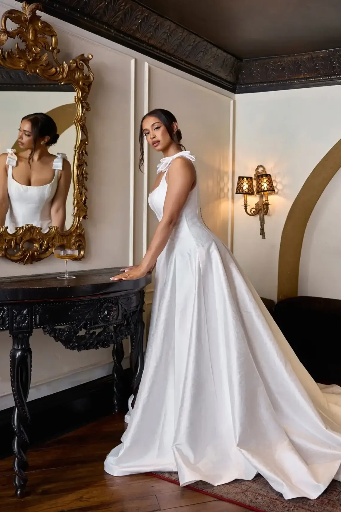 Brautkleid D4450 von Essense of Australia kaufen bei Weddingworld 1