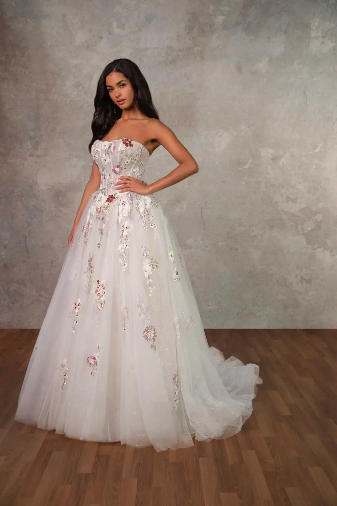 Brautkleid D4482 von Essense of Australia kaufen bei Weddingworld 4