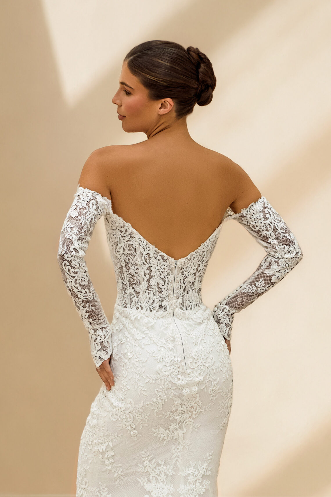 Brautkleid DC6144 van Phoenix Gowns kaufen bei Weddingworld 3