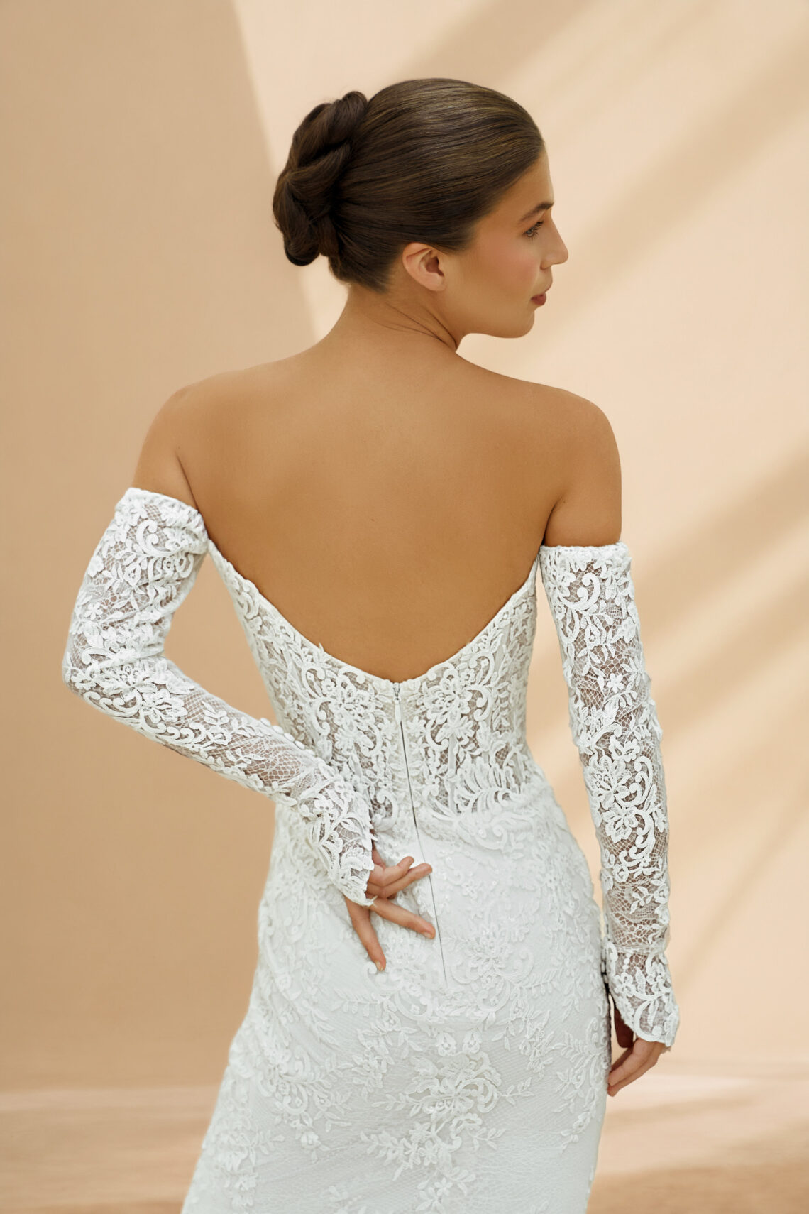 Brautkleid DC6144 van Phoenix Gowns kaufen bei Weddingworld 2