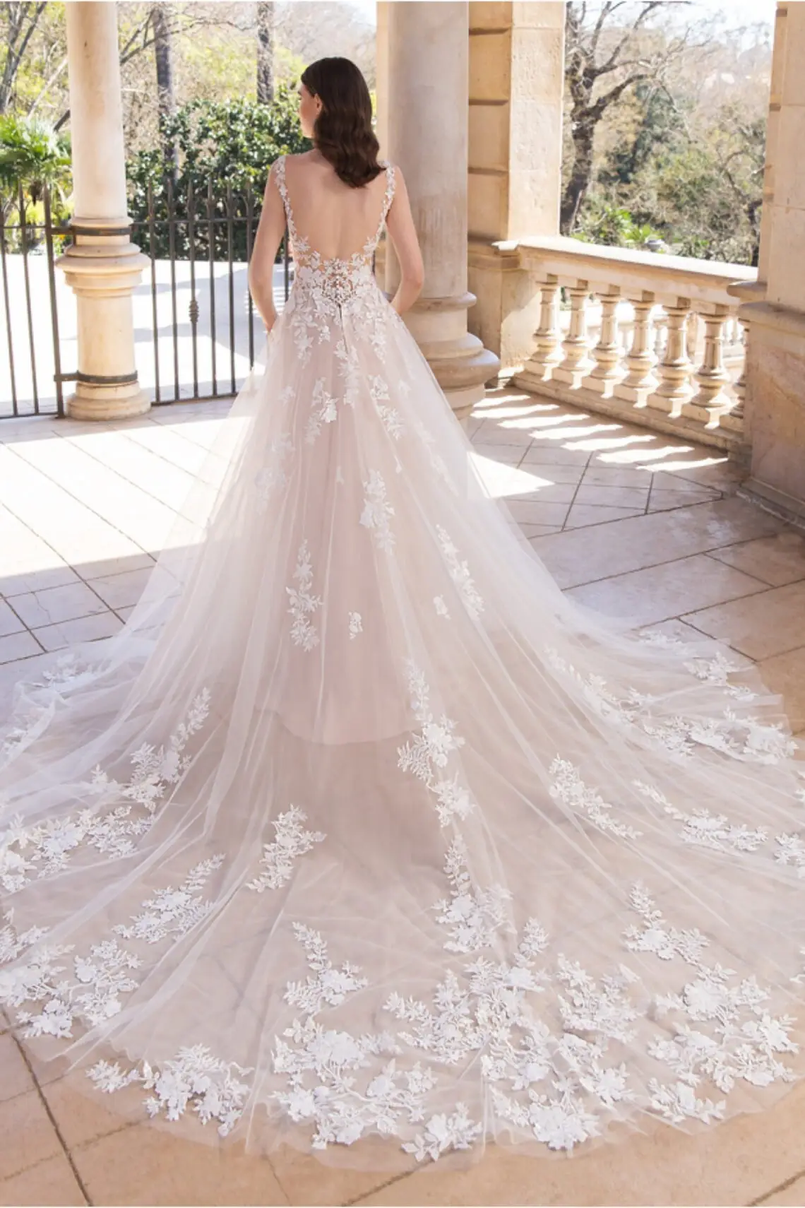 Elysee_22_Pro_INES_Bac_Web_704_941_int_s_c1