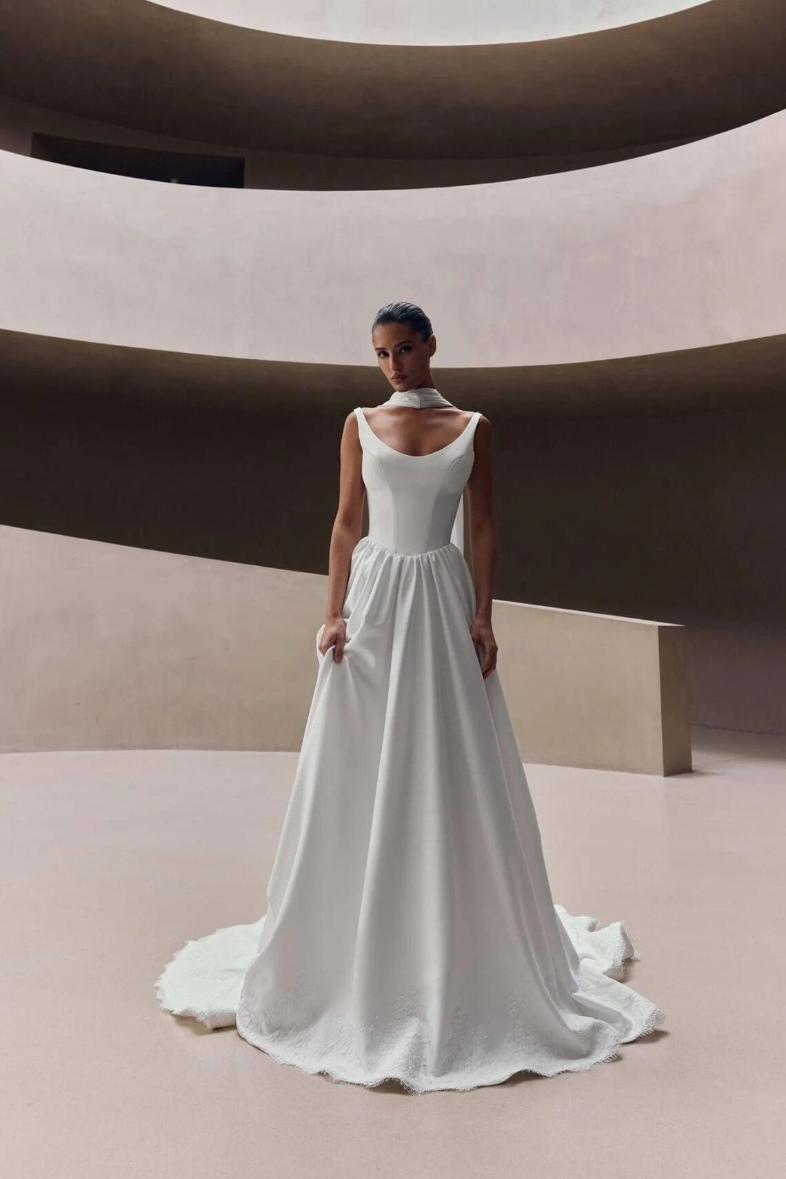 Brautkleid Enoria von Milla Nova kaufen bei Weddingworld 1