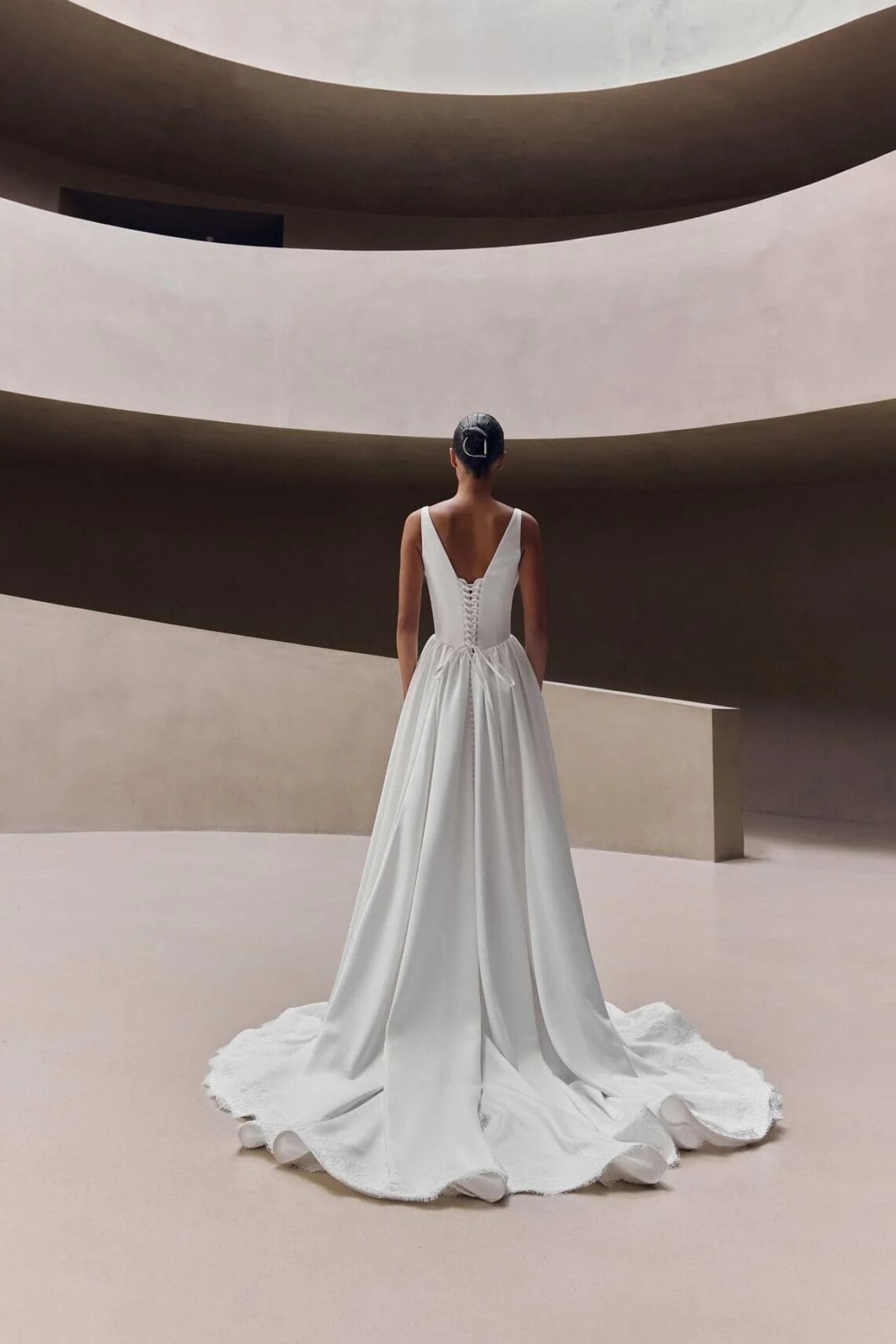 Brautkleid Enoria von Milla Nova kaufen bei Weddingworld 2