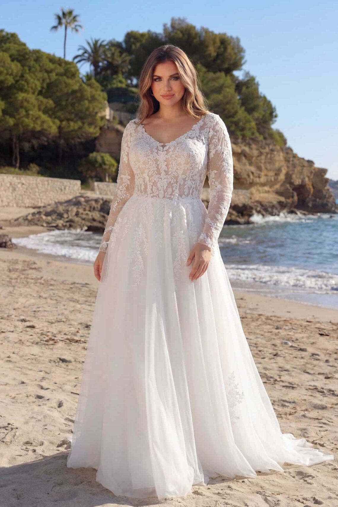 Florentina-Azuree-Curvy-Front-1650x2048
