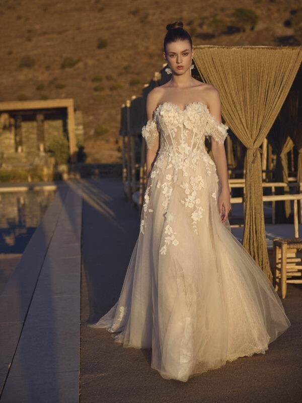 Brautkleider Le Papillon by Modeca Halia