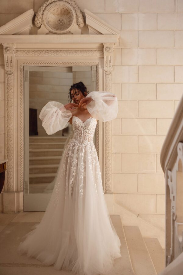 Brautkleider Tina Valerdi Ismini