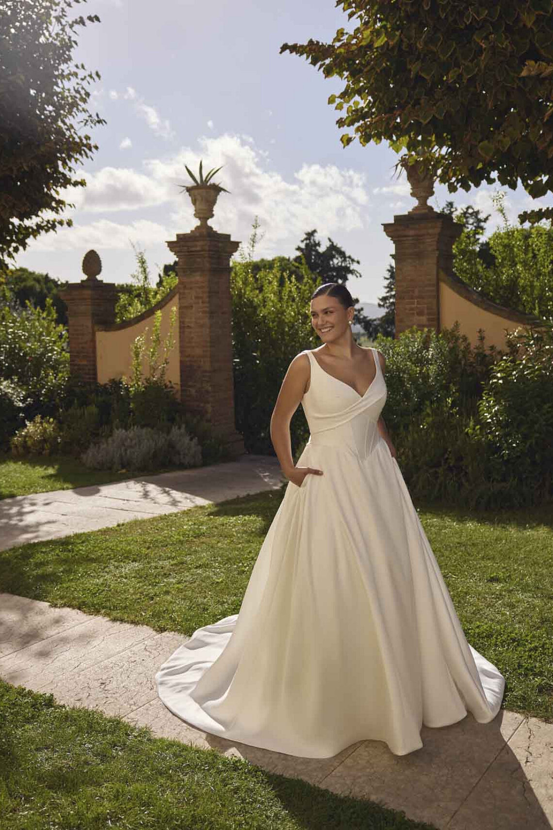 Brautkleid Janneke von Modeca kaufen bei Weddingworld 1