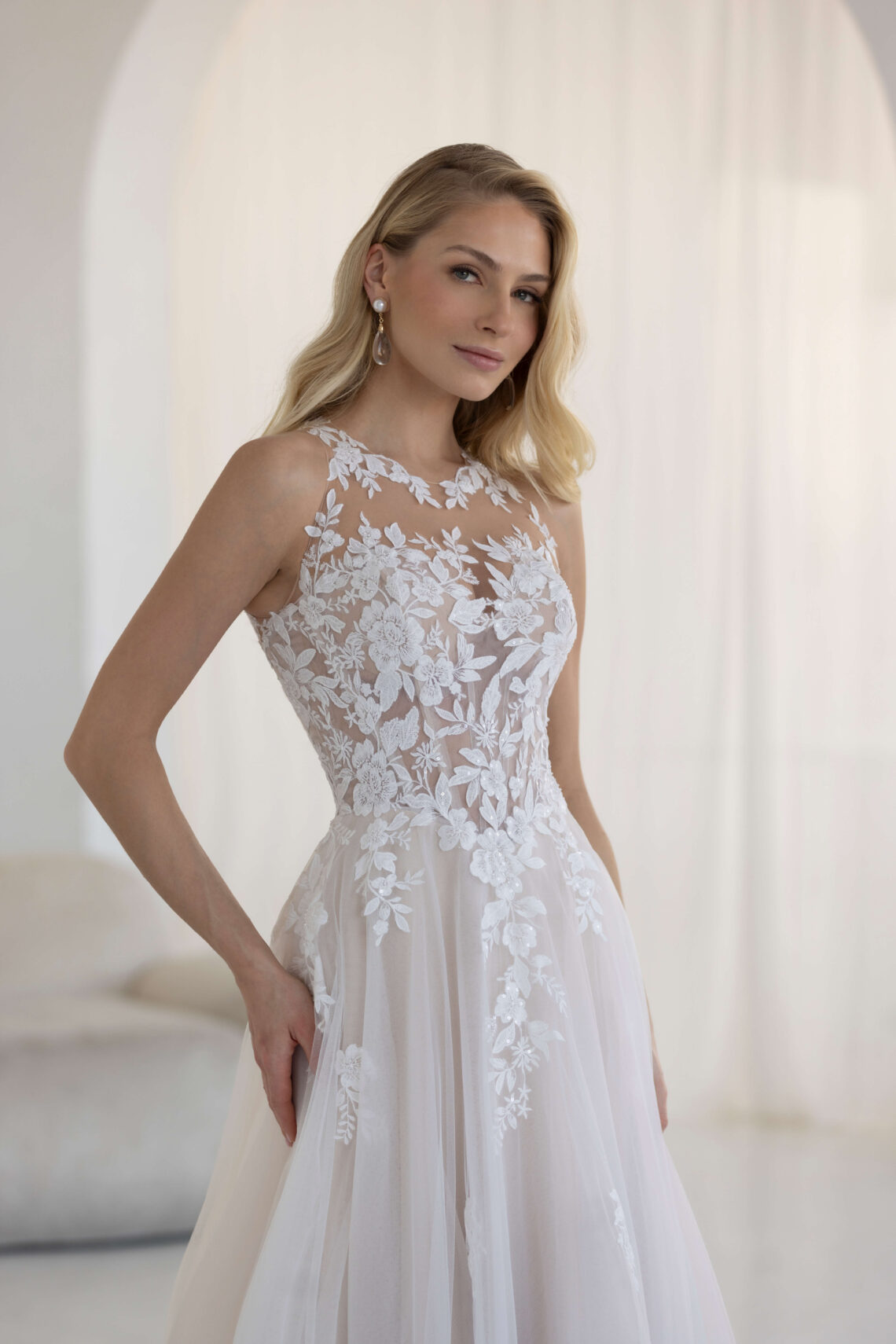 Brautkleid Lesina von Jarice kaufen bei Weddingworld 3
