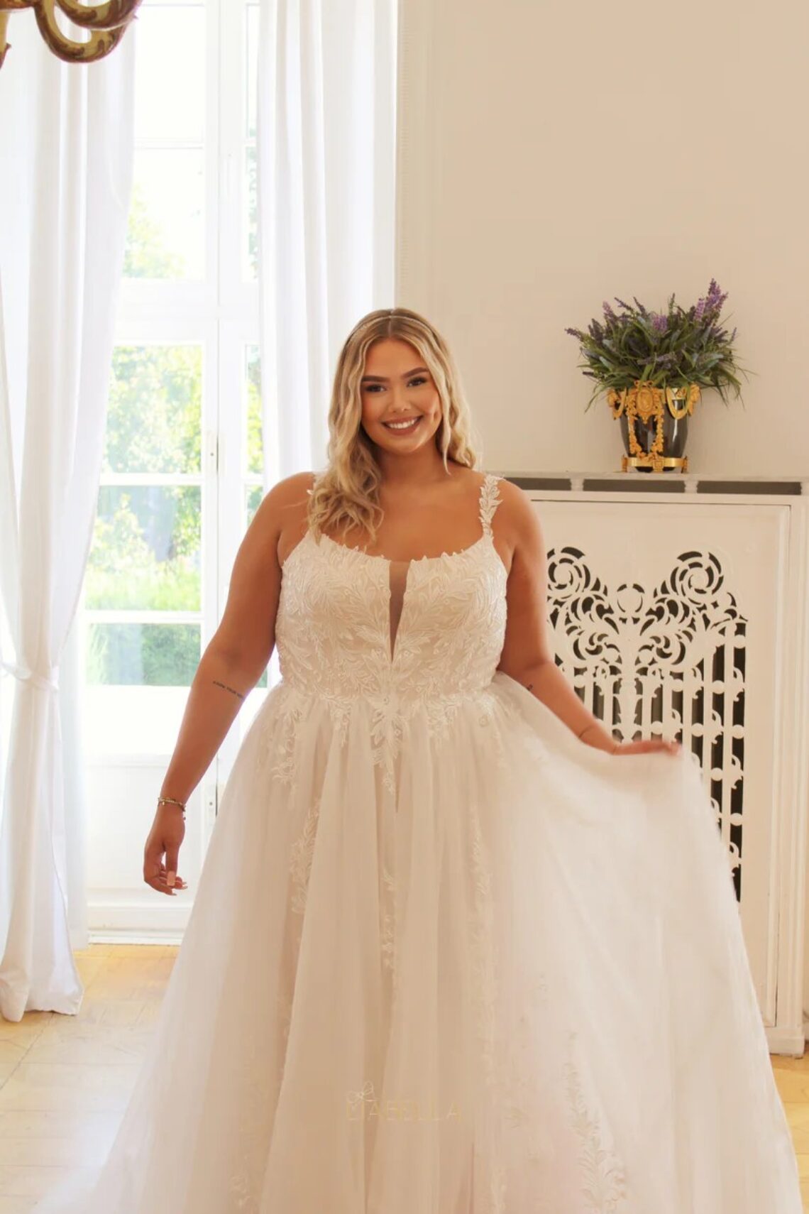 Brautkleid Lorena van Lia Bella kaufen im Weddingworld 2