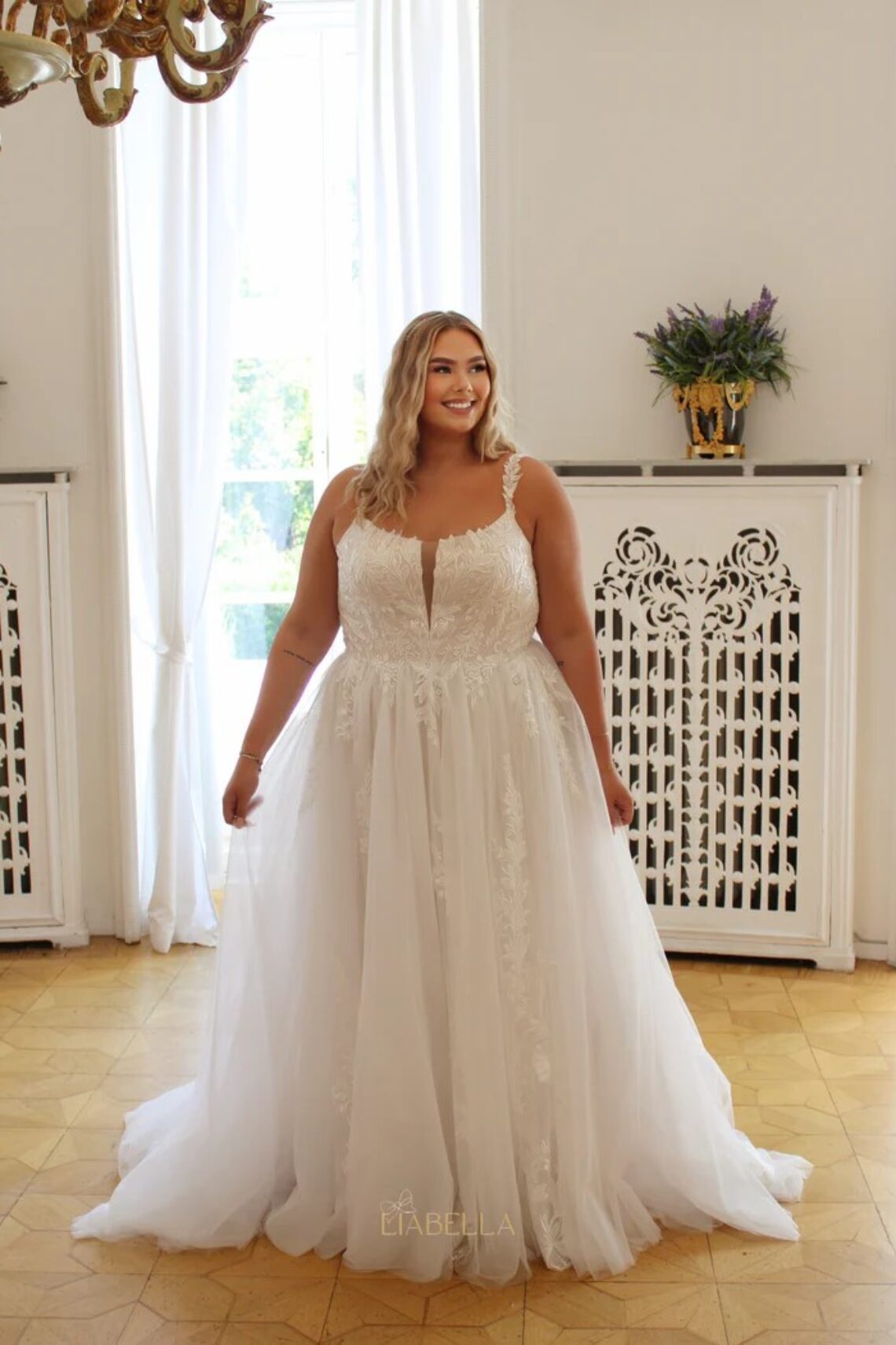 Brautkleid Lorena van Lia Bella kaufen im Weddingworld 4