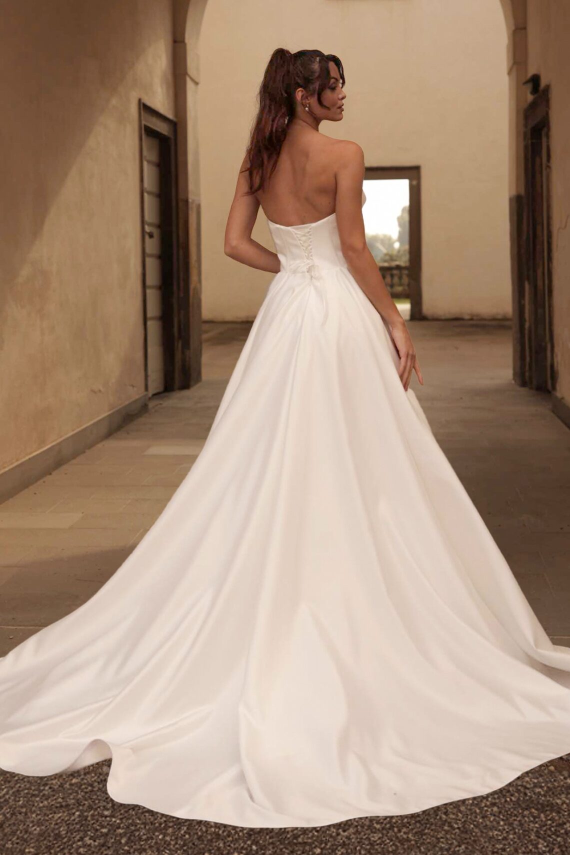 Brautkleid Margaret von Dominiss kaufen im Weddingworld 5