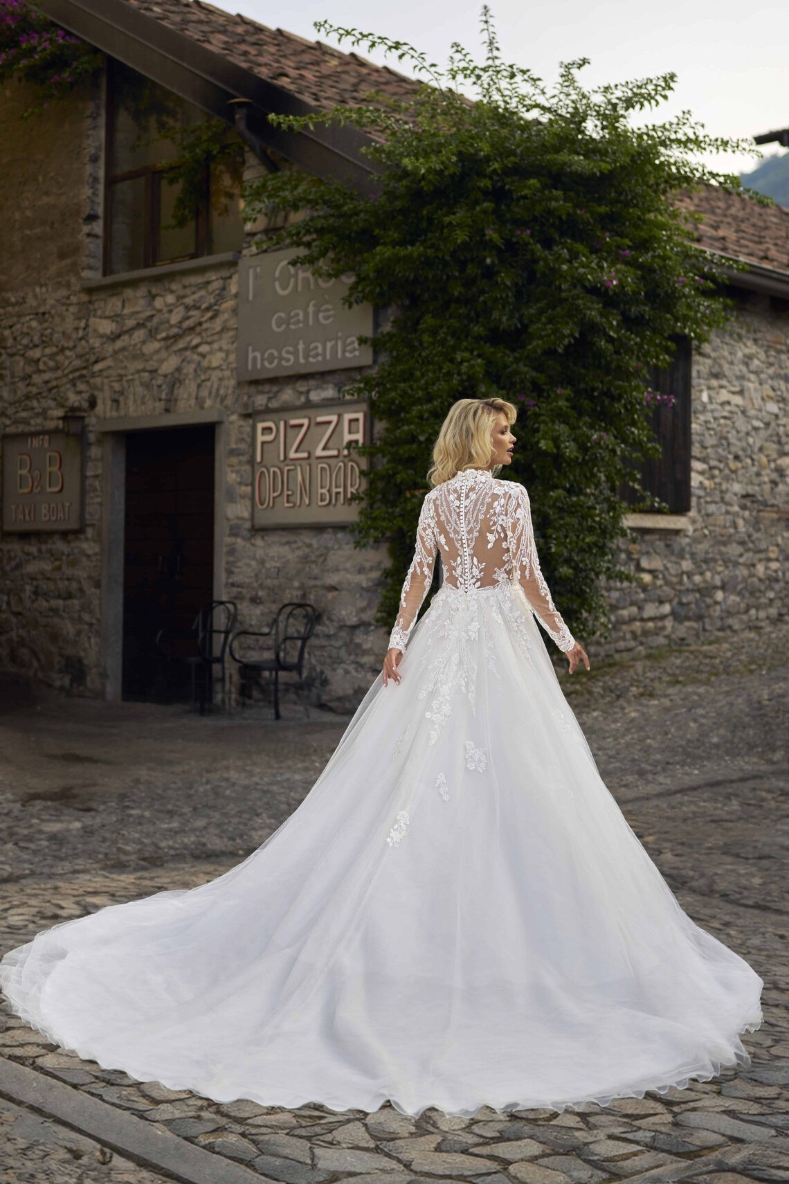 Brautkleid Maxima von Libelle kaufen bei Weddingworld 2