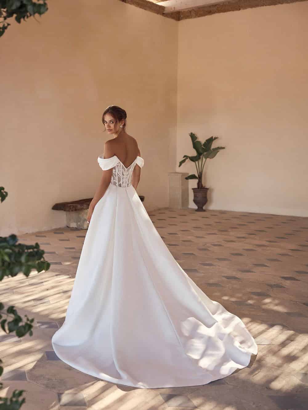 Brautkleid Mina von Modeca kaufen bei Weddingworld 2
