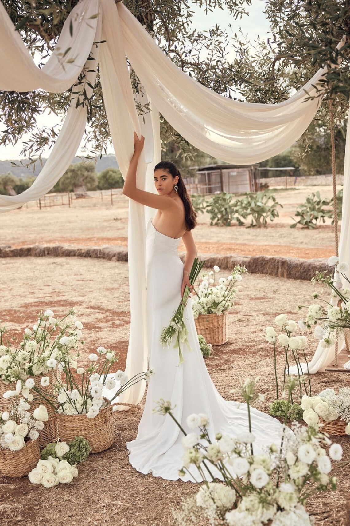 Brautkleid Mona von Modeca kaufen bei weddingworld 2