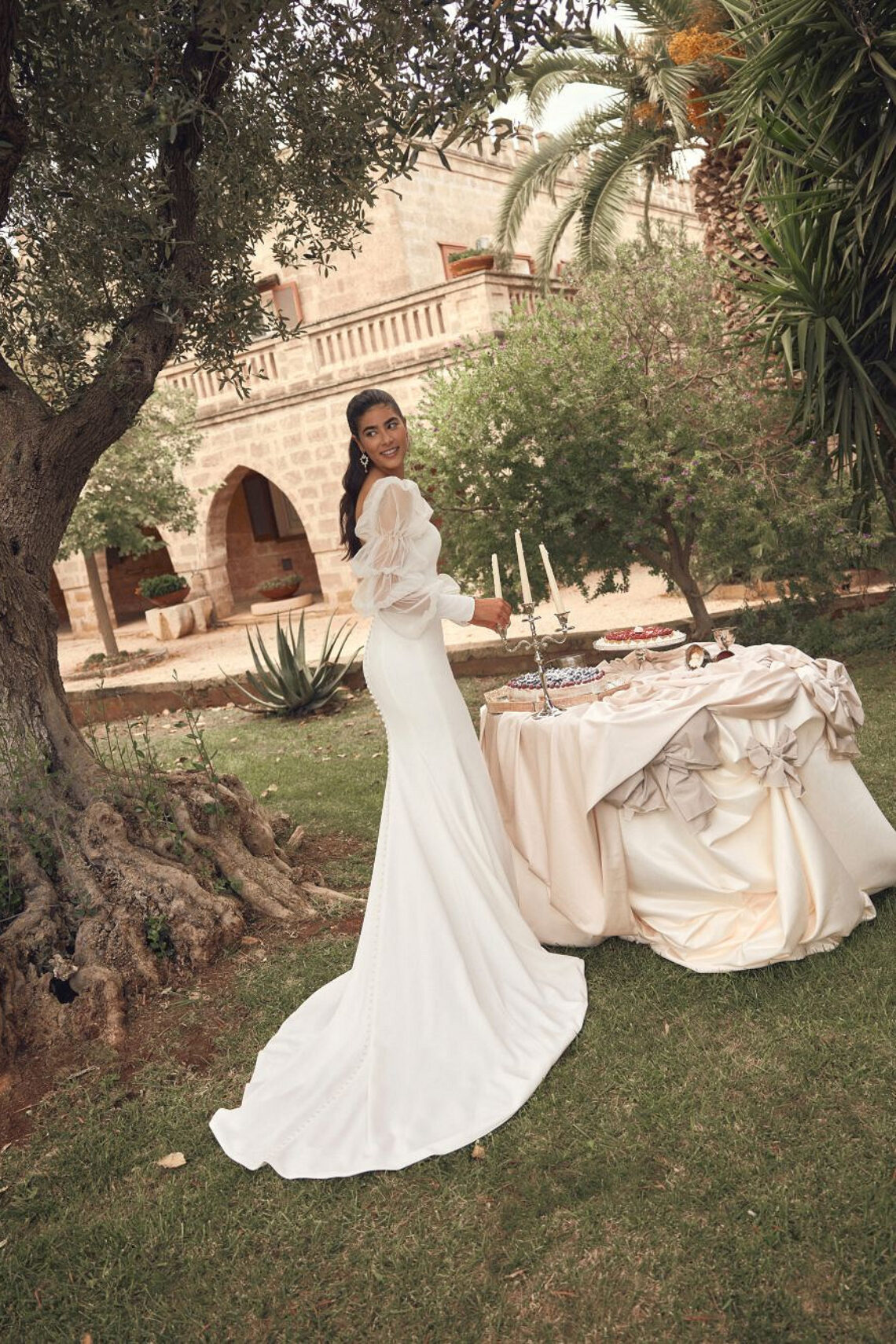 Brautkleid Monique von Modeca kaufen bei weddingworld 1