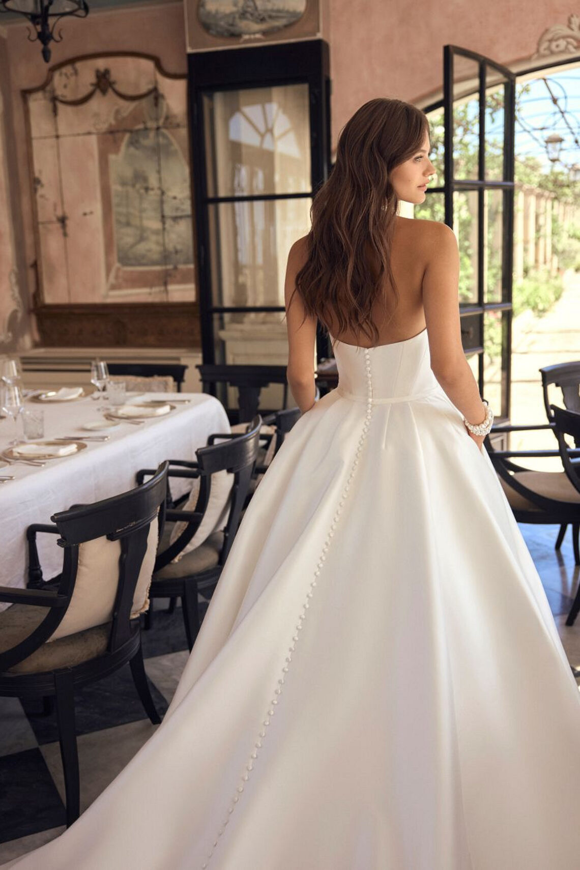 Brautkleid Mystique von Modeca kaufen bei Weddingworld 3