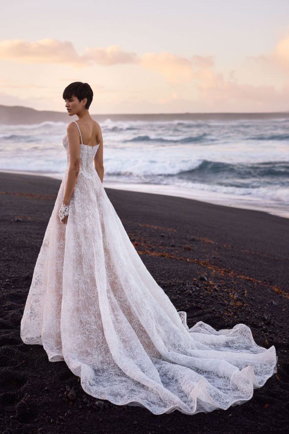 Brautkleid Opal von Milla Nova kaufen bei Weddingworld 2