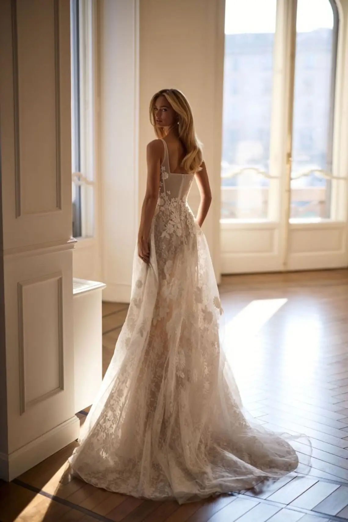 Brautkleid Orithia von Milla Nova kaufen bei Weddingworld 2