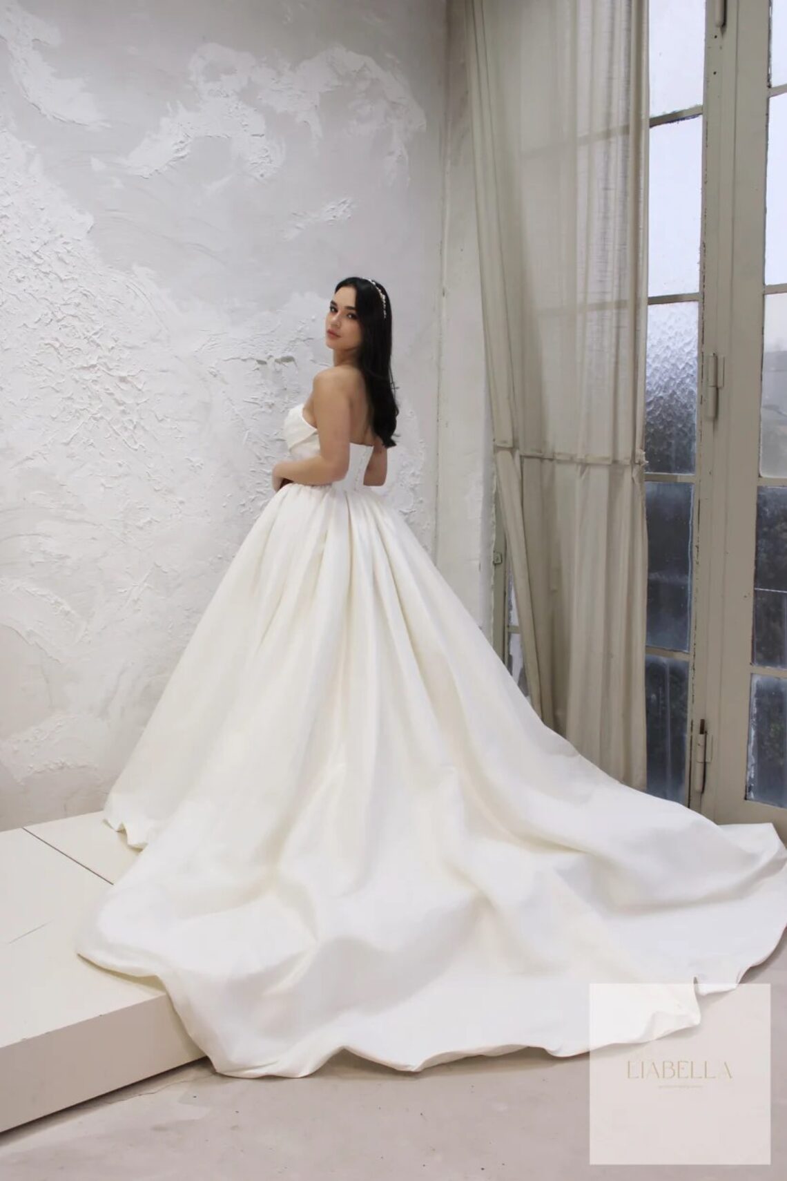 Brautkleid Ray von Lia Bella kaufen im Weddingworld 1