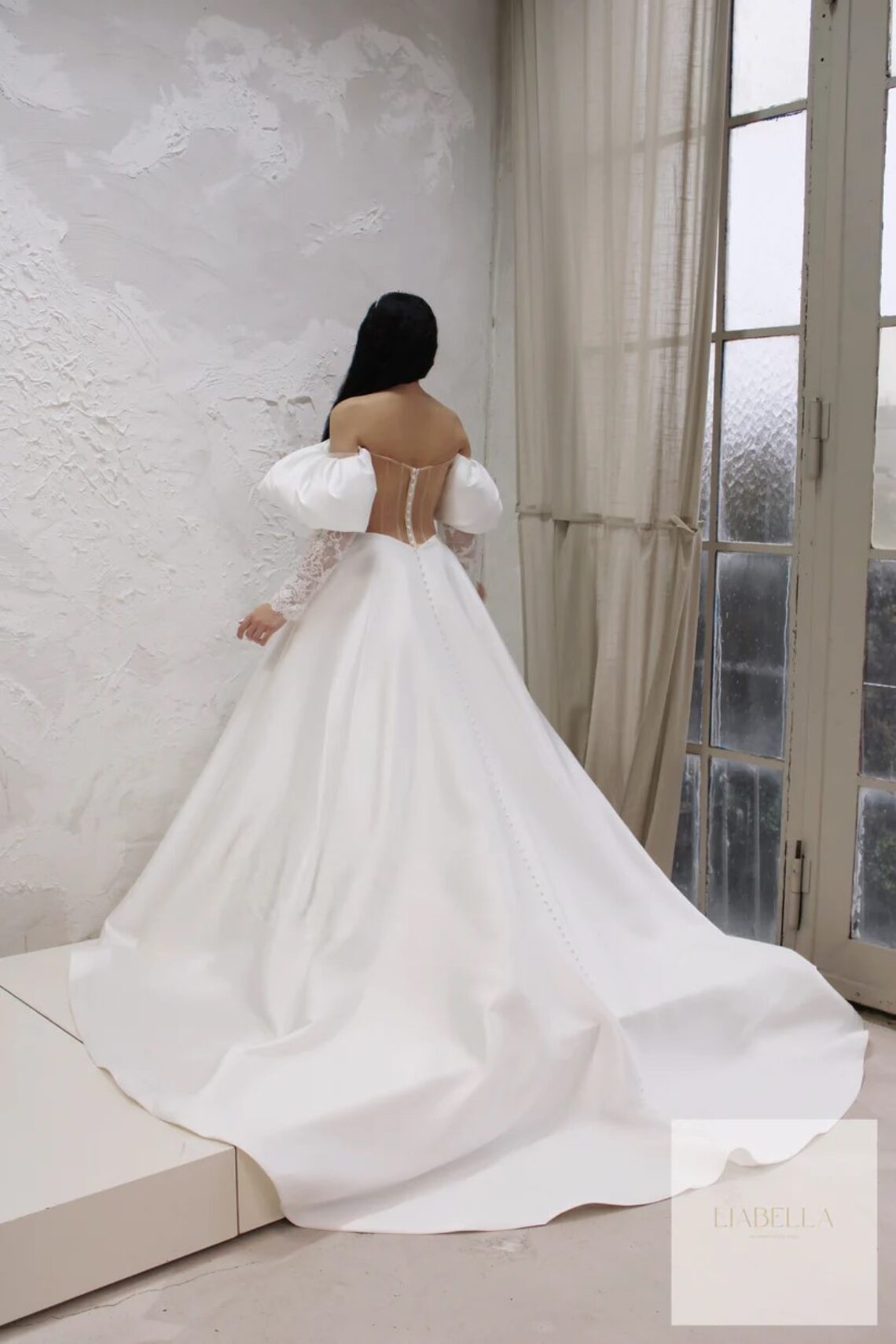 Brautkleid Roxy von Lia Bella kaufen im Weddingworld 2