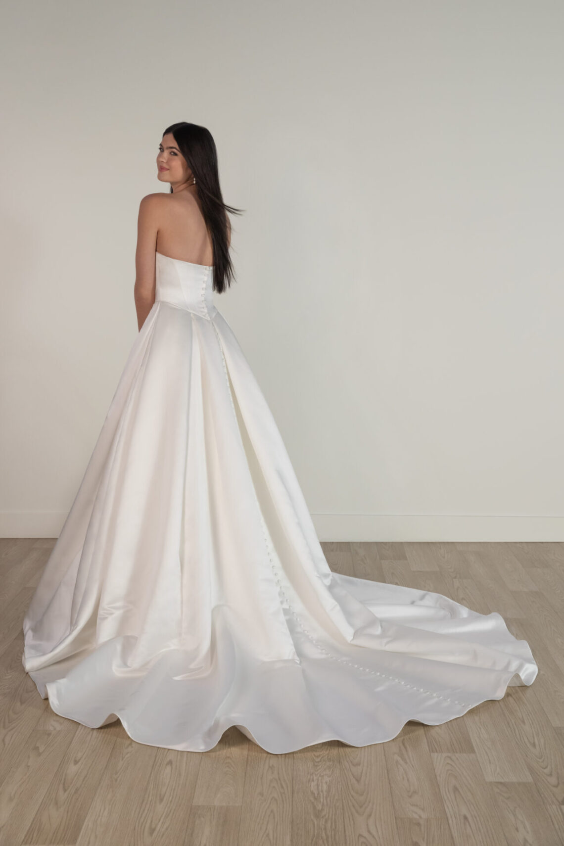Brautkleid SY8084 von Stella York kaufen bei Weddingworld 4
