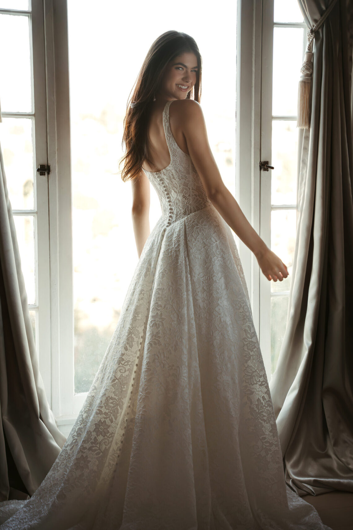 Brautkleid SY8344 von Stella York kaufen bei Weddingworld 3