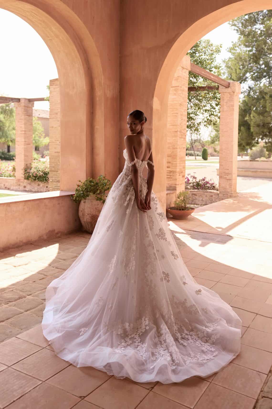 Brautkleid Dilyara von Tina Valerdi kaufen bei Weddingworld 4
