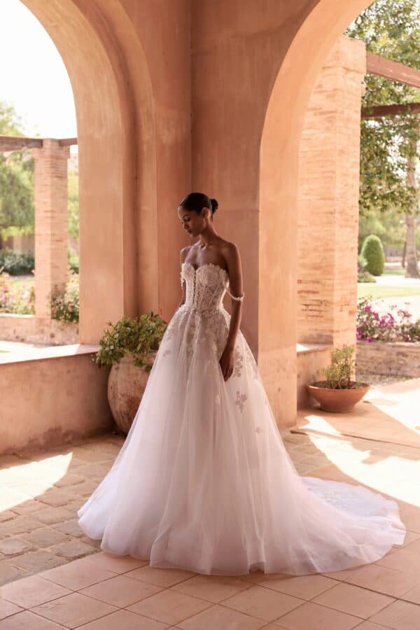Brautkleider Tina Valerdi Dilyara
