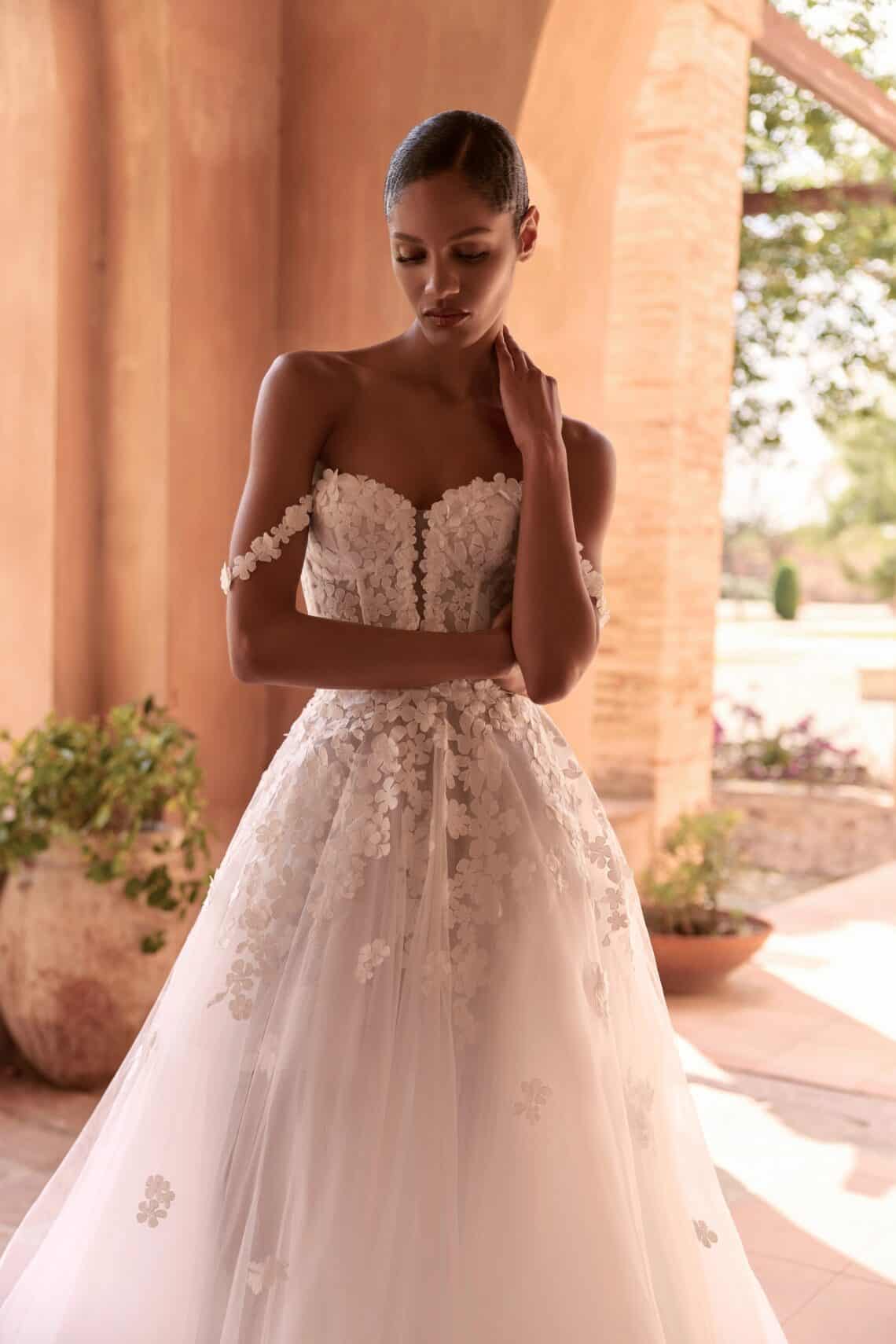 Brautkleid Dilyara von Tina Valerdi kaufen bei Weddingworld 2