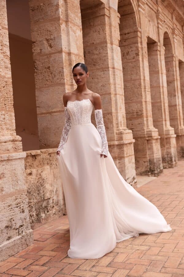 Brautkleider Tina Valerdi Sora