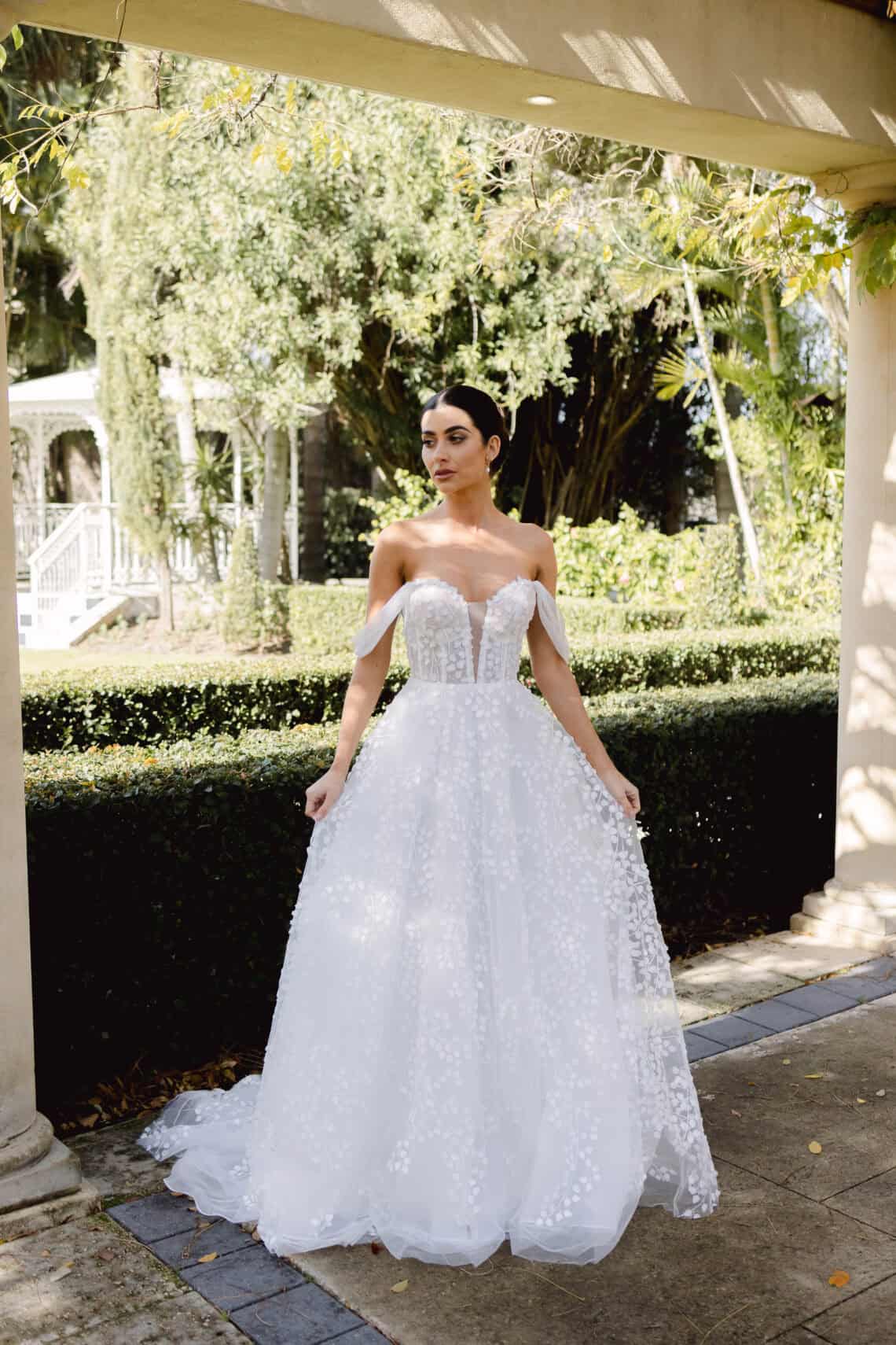 Brautkleid WA22813 von Cizzy kaufen bei Weddingworld 1