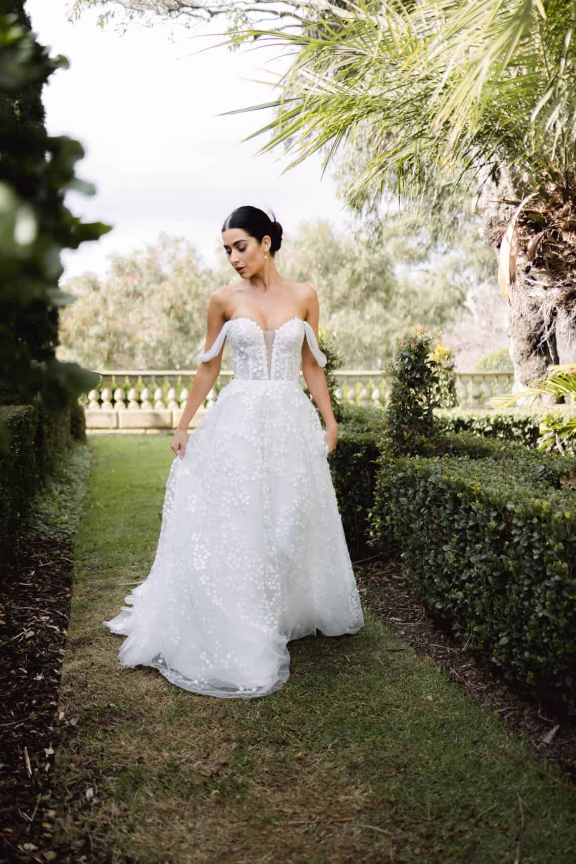 Brautkleid WA22813 von Cizzy kaufen bei Weddingworld 5