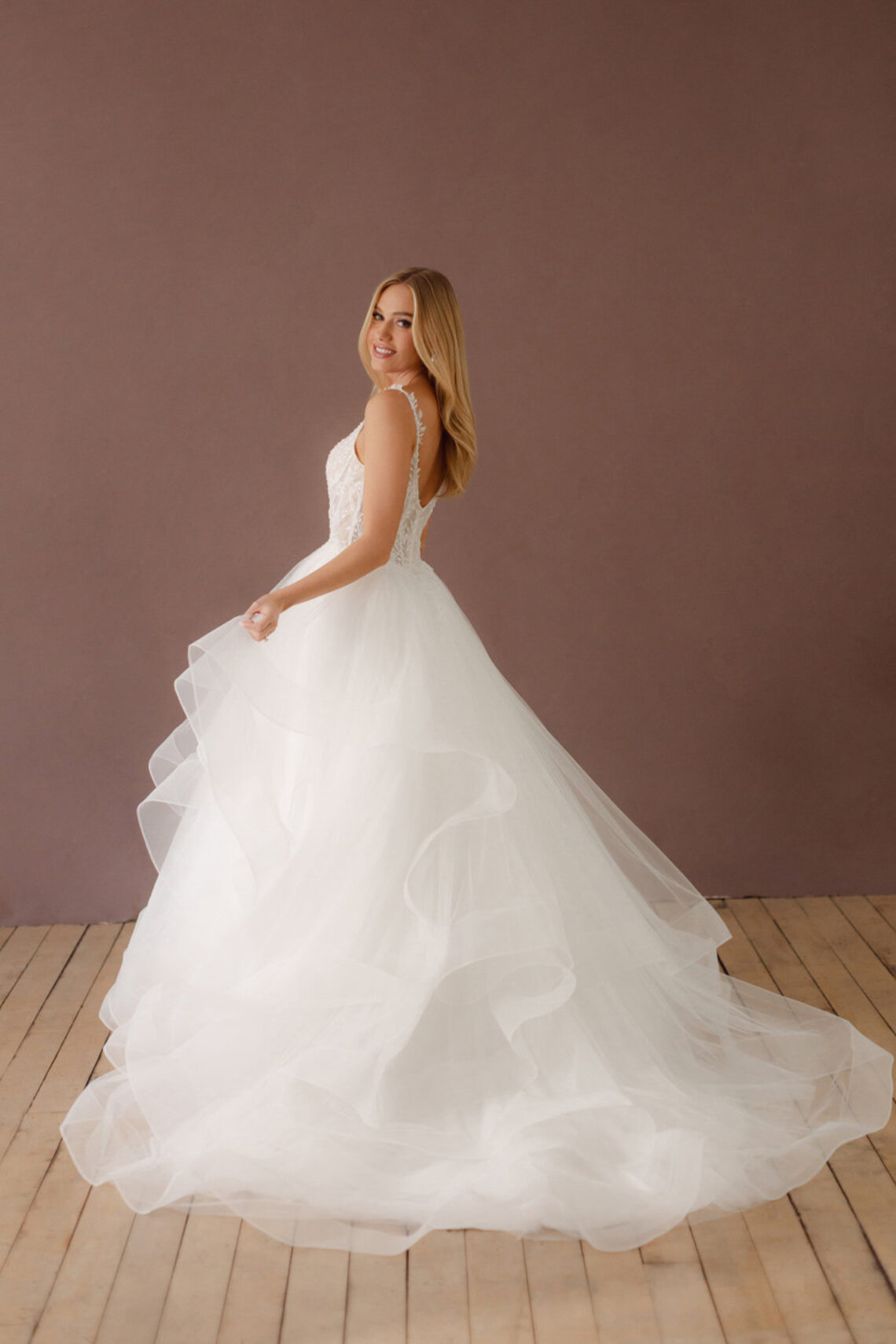 Brautkleid X163 von Allure Bridals kaufen bei Weddingworld 3