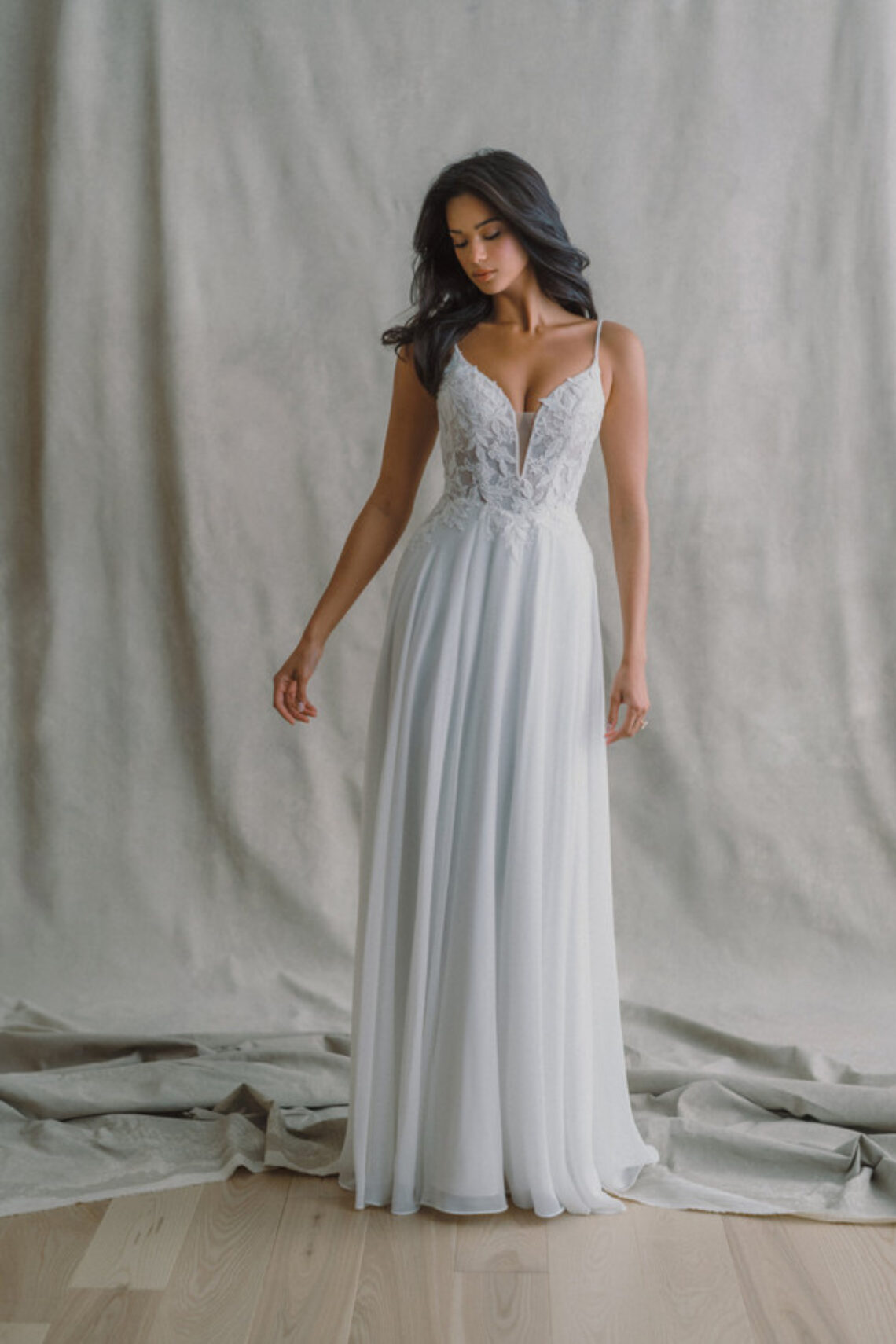 Brautkleid X209 von Allure bridals kaufen bei Weddingworld 1