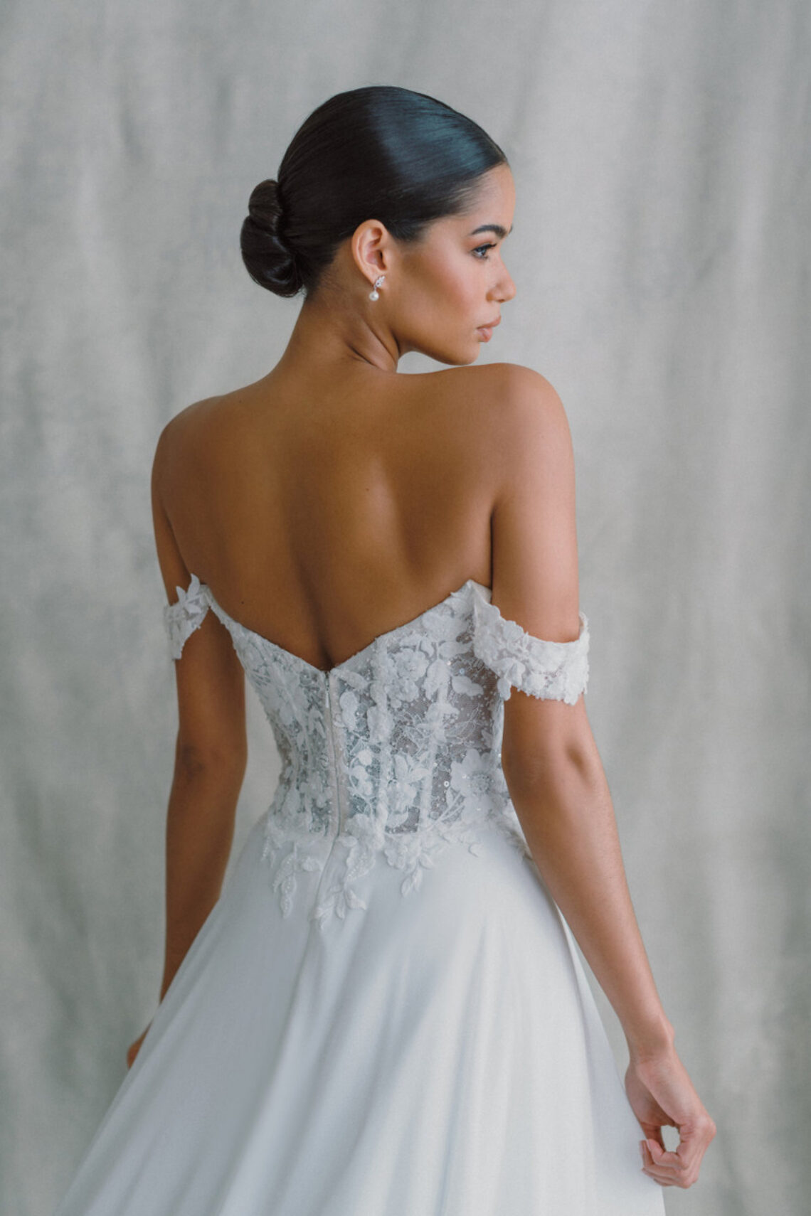 Brautkleid X221 von Allure Bridals kaufen bei Weddingworld 4