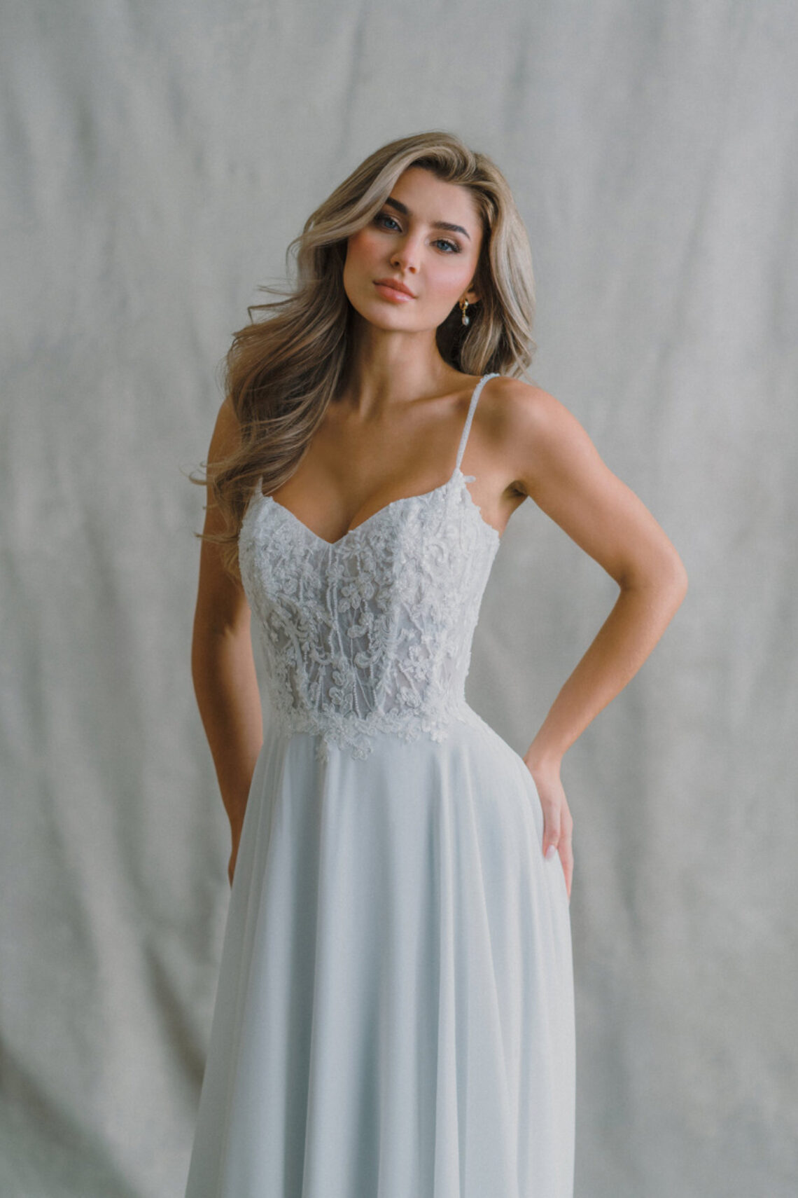 Brautkleid X228 von Allure Bridals kaufen bei Weddingworld 2
