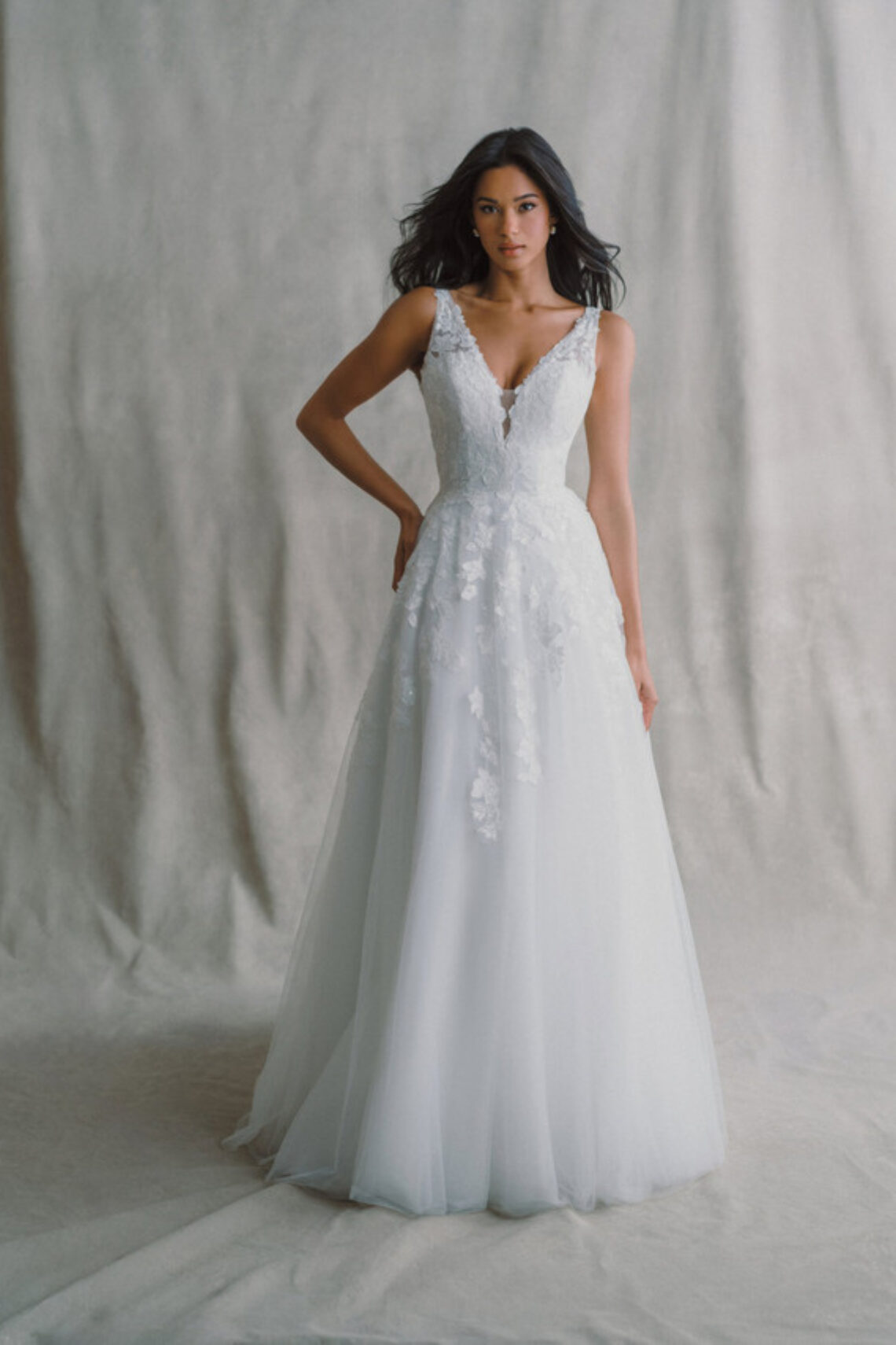Brautkleid X230 von Allure Bridals kaufen bei Weddingworld 1
