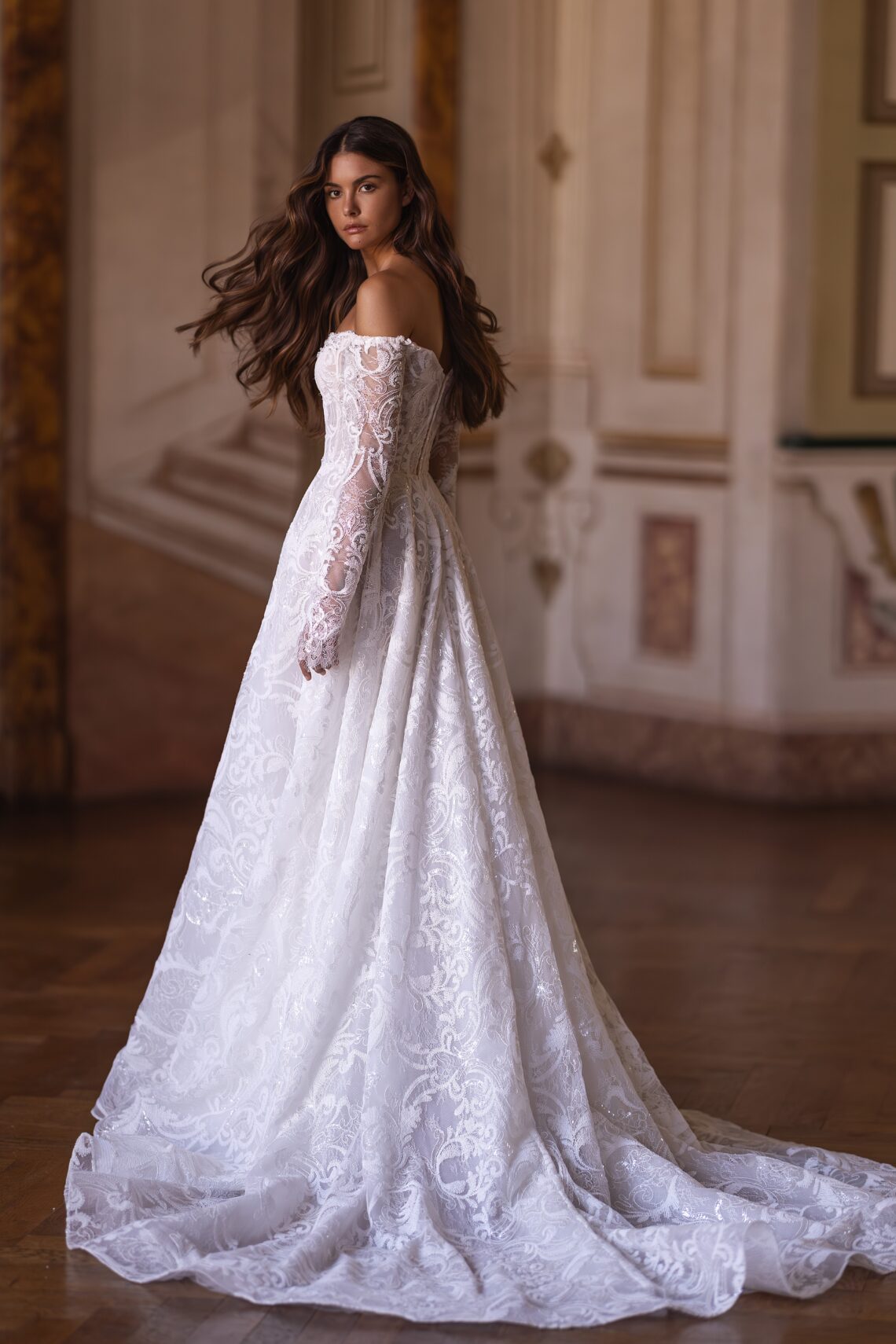 Brautkleid Roberta von Yedyna kaufen im Weddingworld 4