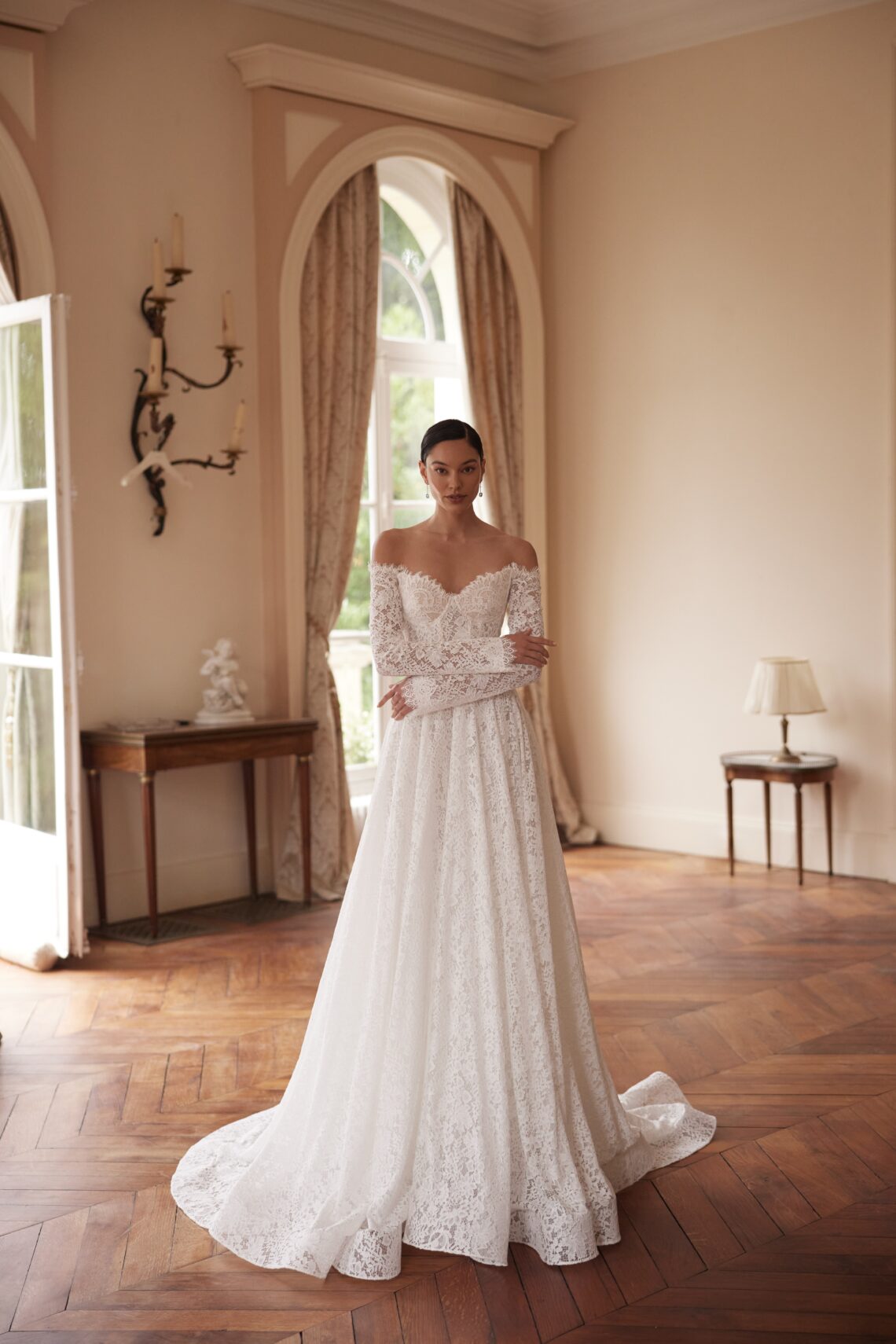 Brautkleid YD18287 Antiopa von Yedyna kaufen bei Weddingworld 1