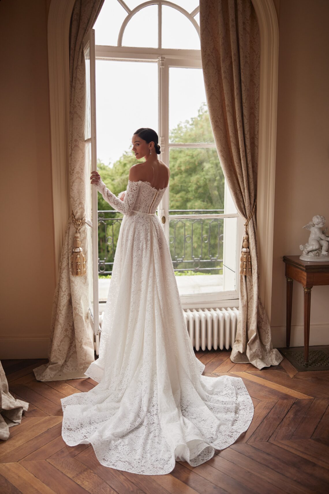 Brautkleid YD18287 Antiopa von Yedyna kaufen bei Weddingworld 3