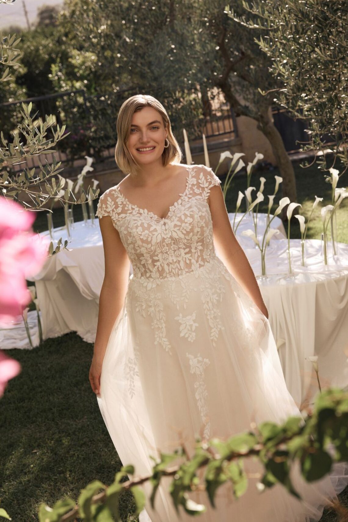 close-up-front-plus-size-wedding-dress-nova-by-modeca-silhouette