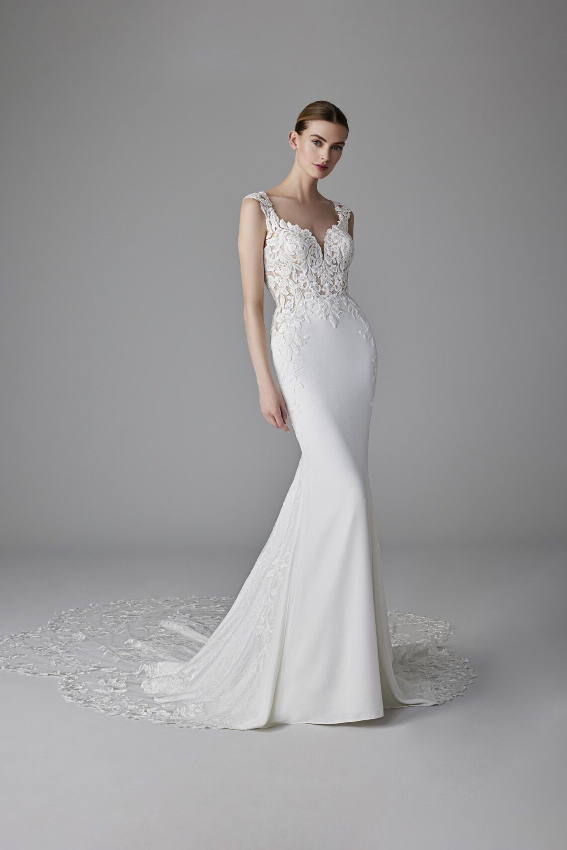 Brautkleid Dion von Pronovias kaufen im Weddingworld 1